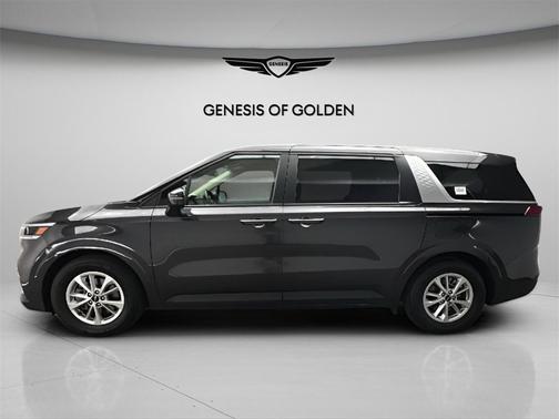 2023 Kia Carnival LX