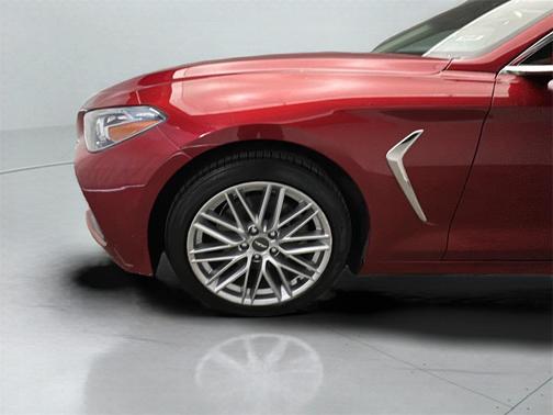 2021 Genesis G70 2.0T