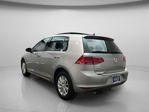2016 Volkswagen Golf TSI S 4-Door