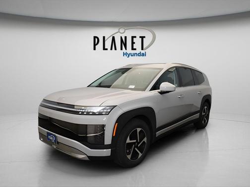 Cyber Gray 2026 Hyundai IONIQ 9 SE