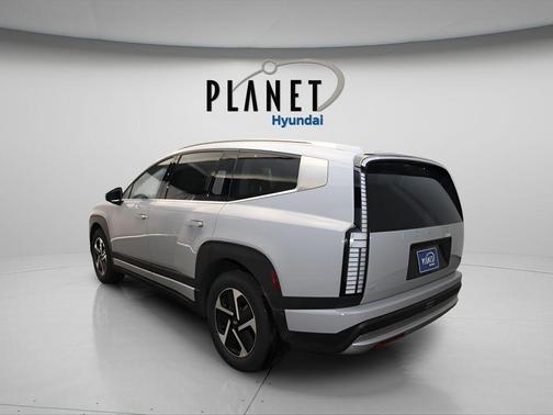 Cyber Gray 2026 Hyundai IONIQ 9 SE