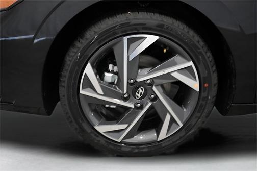 2025 Hyundai ELANTRA HEV Limited