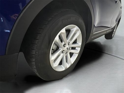 2014 Ford Explorer Base