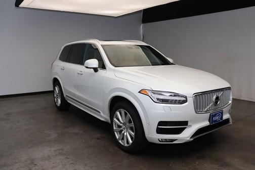 2017 Volvo XC90 T6 Inscription