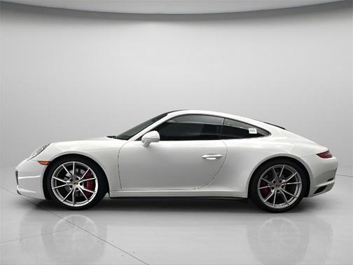 2018 Porsche 911 Carrera 4S