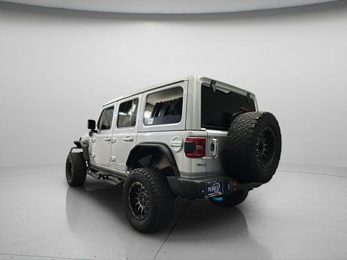 Silver Zynith Clearcoat 2023 Jeep Wrangler 4xe Sahara