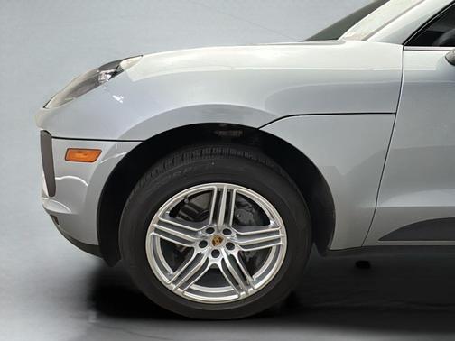 2021 Porsche Macan S