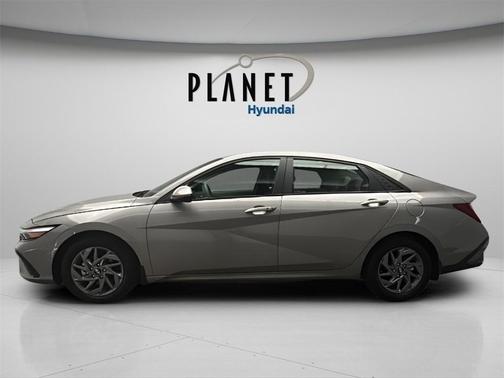 2024 Hyundai ELANTRA HEV Blue