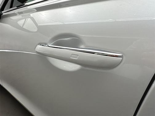 2025 Genesis G80 2.5T