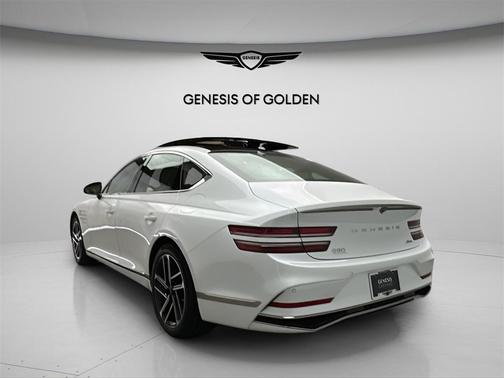 2025 Genesis G80 2.5T
