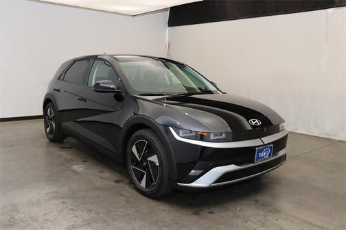 2025 Hyundai IONIQ 5 SE