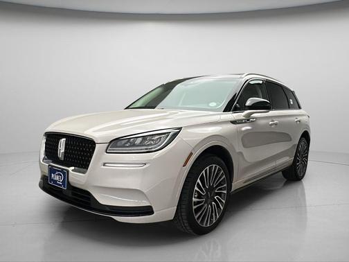 Ceramic White 2021 Lincoln Corsair Standard