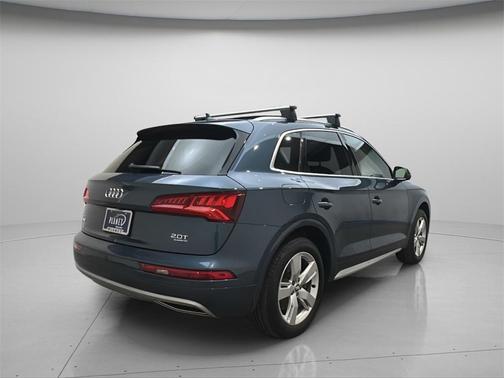 2018 Audi Q5 2.0T Premium Plus