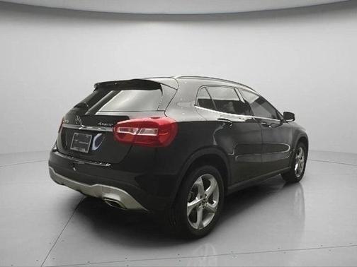 2018 Mercedes-Benz GLA 250 Base 4MATIC