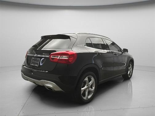 2018 Mercedes-Benz GLA 250 Base 4MATIC
