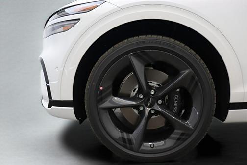 Uyuni White 2026 Genesis GV70 3.5T Sport Prestige