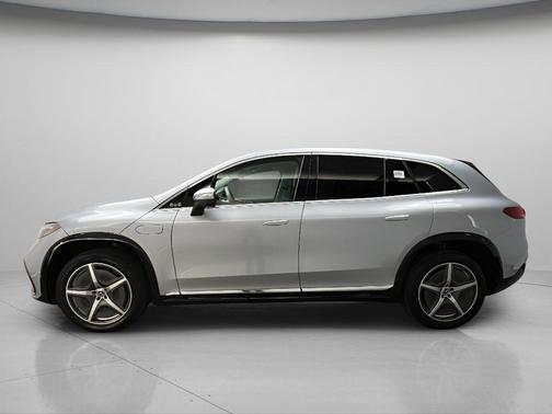 Cirrus Silver Metallic 2023 Mercedes-Benz EQS 580 Base 4MATIC