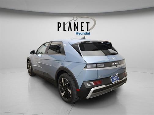 2025 Hyundai IONIQ 5 SE