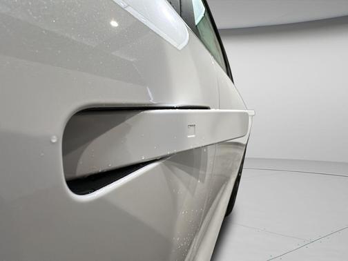 White 2025 Hyundai IONIQ 6 SEL
