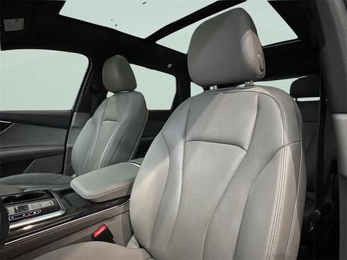2021 Audi Q7 55 Prestige
