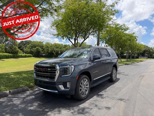Dark Sky Metallic 2021 GMC Yukon SLT