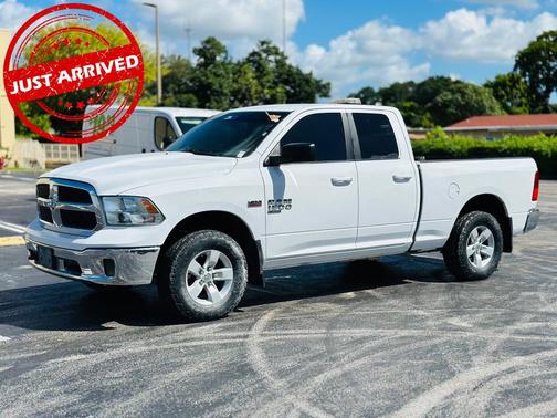 2019 RAM 1500 SLT