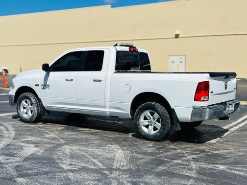 2019 RAM 1500 SLT