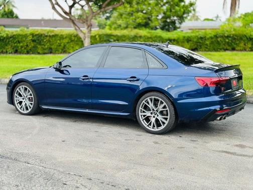2022 Audi S4 PREMIUM PLUS
