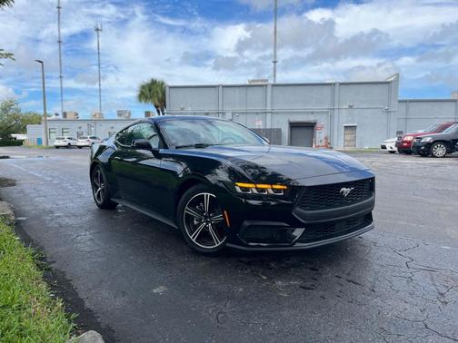 2024 Ford Mustang EcoBoost