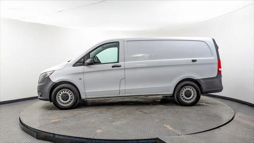 2021 Mercedes-Benz Metris Base