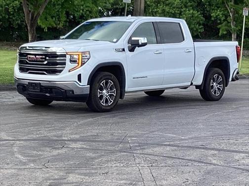 2024 GMC Sierra 1500 SLT