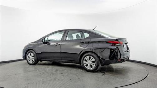2023 Nissan Versa 1.6 S