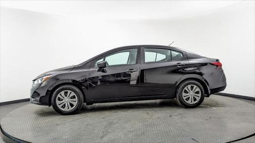 2023 Nissan Versa 1.6 S