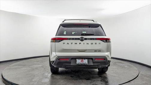 2023 Nissan Pathfinder SV 4WD