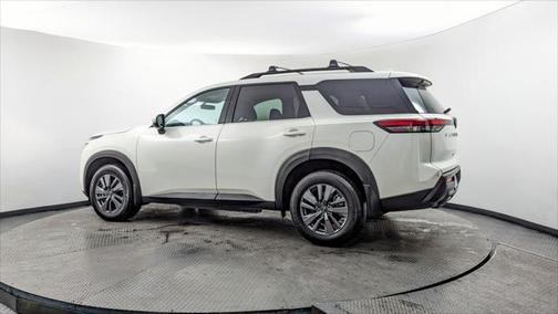 2023 Nissan Pathfinder SV 4WD