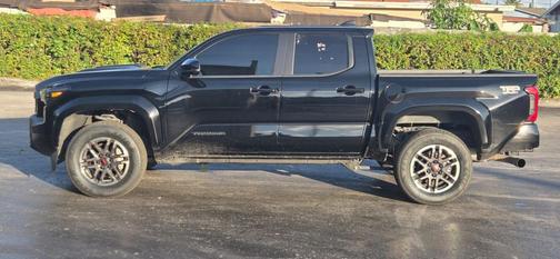 2024 Toyota Tacoma TRD Sport