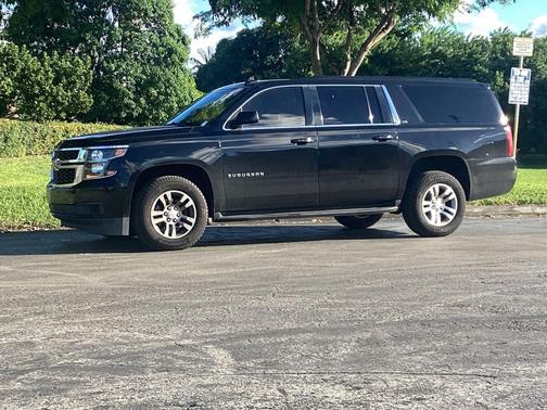 2016 Chevrolet Suburban LS