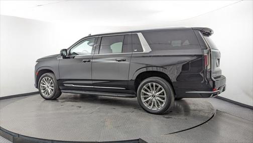 2022 Cadillac Escalade ESV Premium Luxury