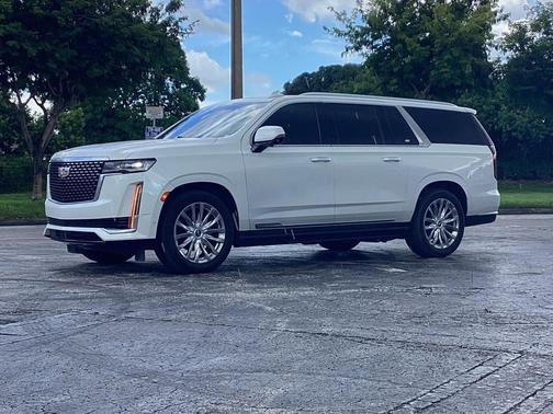 2022 Cadillac Escalade ESV Premium Luxury