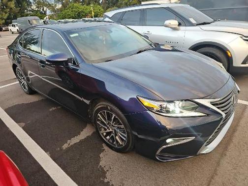 2017 Lexus ES 350 Base
