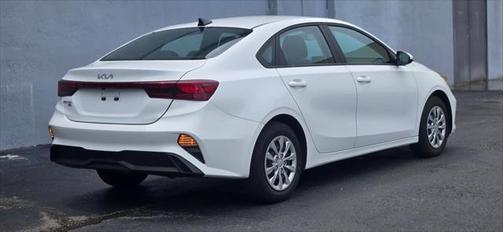 2023 Kia Forte LX