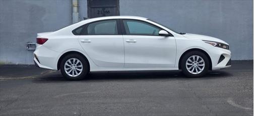 2023 Kia Forte LX