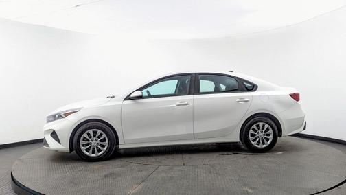 2023 Kia Forte LX
