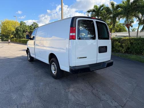 2021 Chevrolet Express 2500 RWD 2500 Regular Wheelbase WT