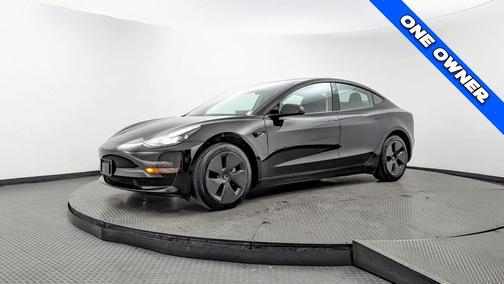 2022 Tesla Model 3 Standard Range