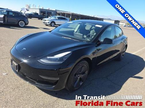 2022 Tesla Model 3 Standard Range
