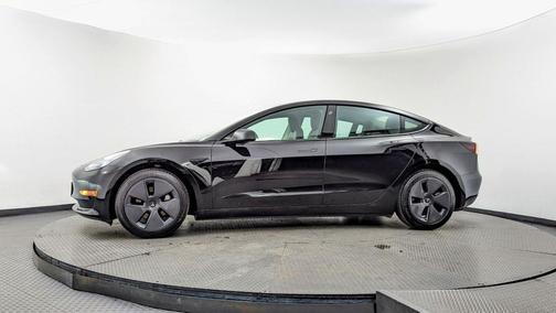 2022 Tesla Model 3 Standard Range