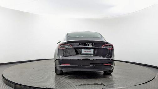 2022 Tesla Model 3 Standard Range
