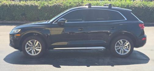 Brilliant Black 2020 Audi Q5 45 Premium
