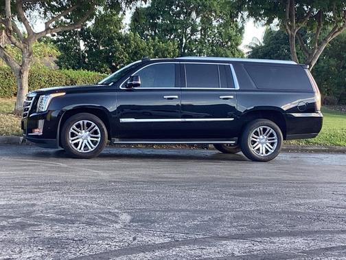 2018 Cadillac Escalade ESV Standard
